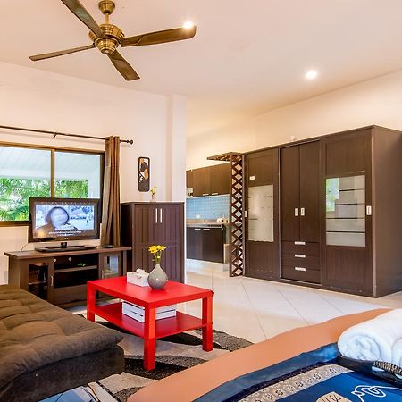 Tananza Resort & Homestay Phuket Nai Harn Eksteriør bilde